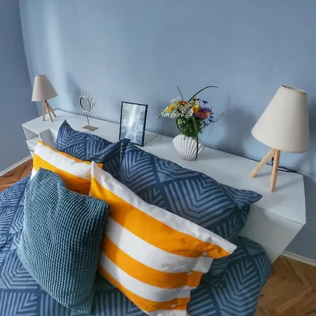 Apartment Into The Blue, 4 Guests, 5 Min Away From The Varna