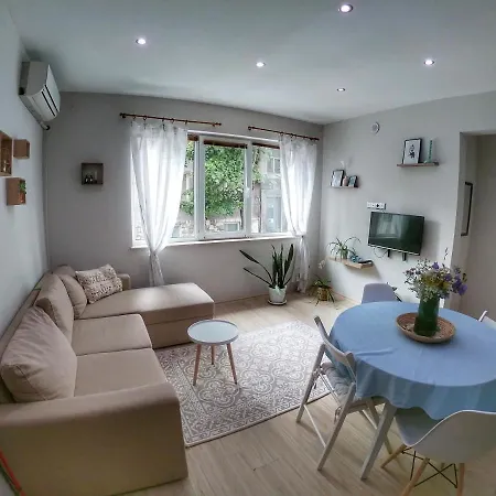 Into The Blue, 4 Guests, 5 Min Away From The Βάρνα